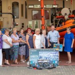 Colchester Lodge presents equipment to the RNLI
